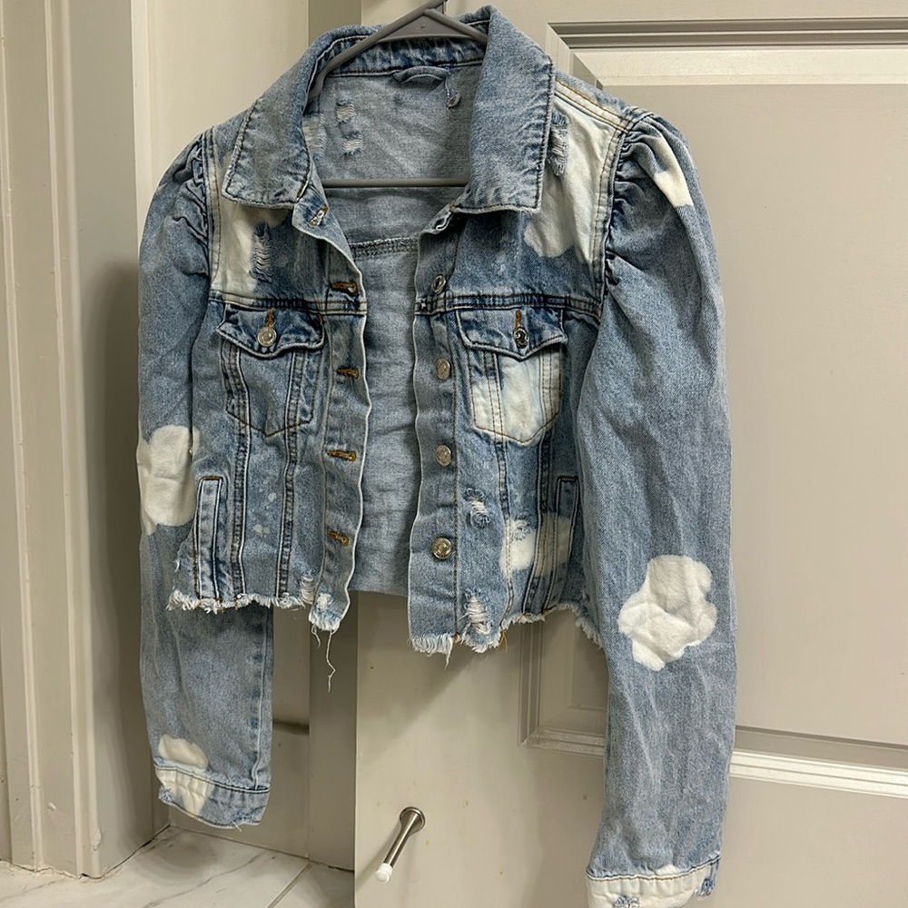 Cropped jean jacket